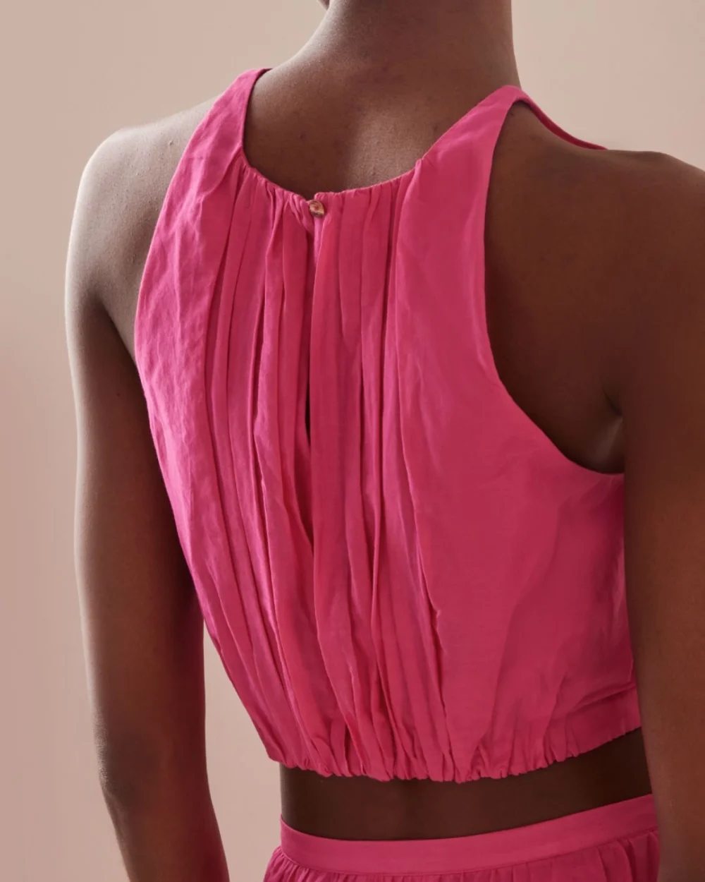 2309 SMOCKED NECK CROP TOP