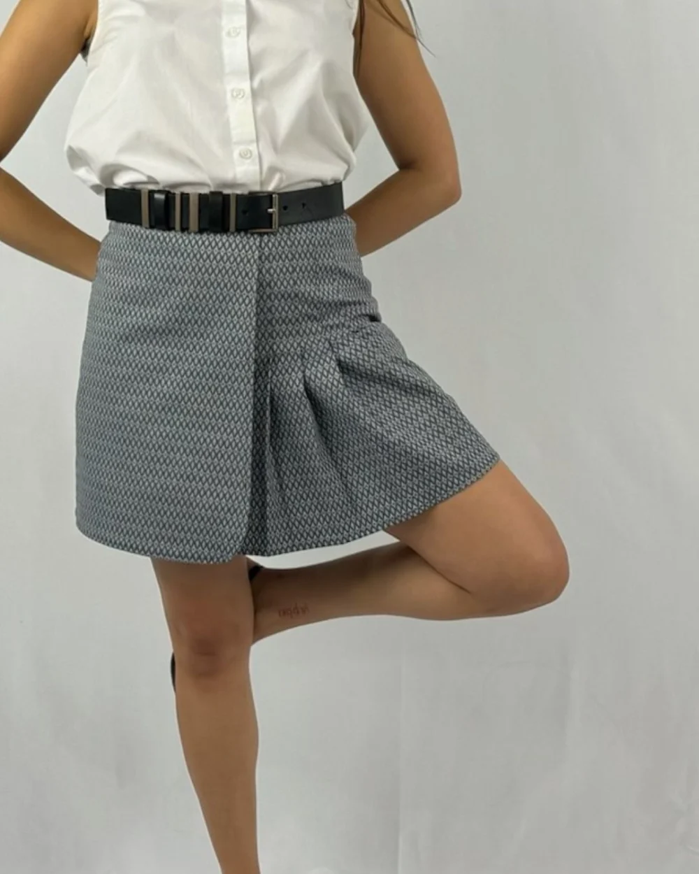 2401 MIXED PLEATED MINI SKIRT - Image 3