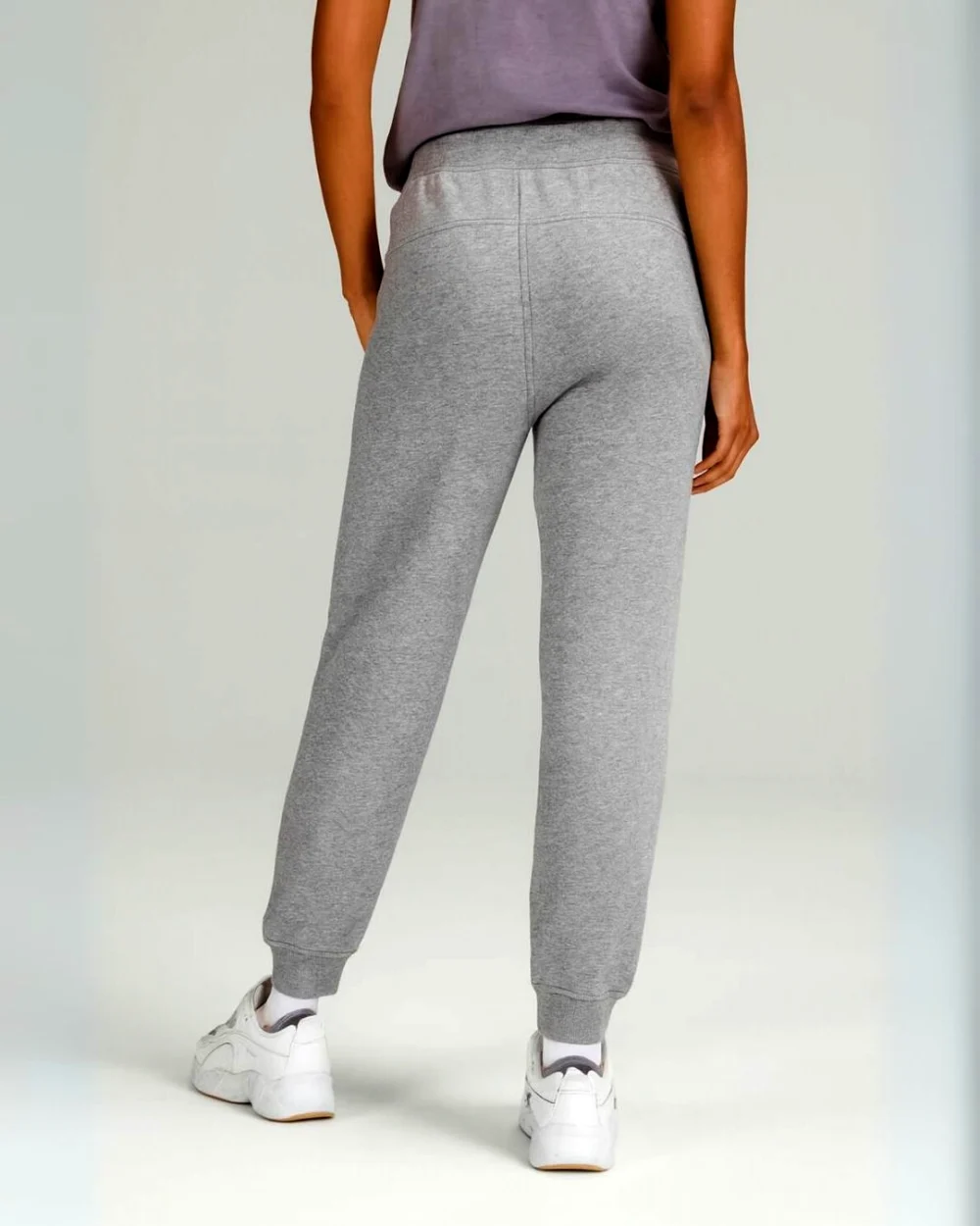 2202 Jogger - Image 2